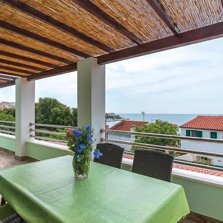 Vakantiehuis Amazing In *