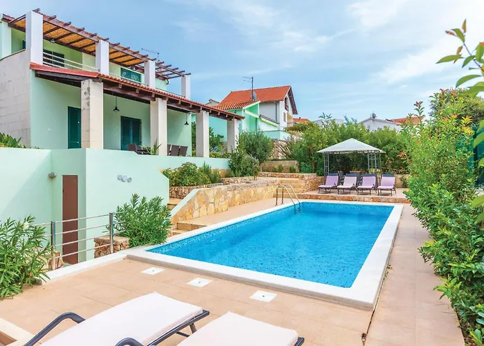 度假居 Amazing In Ražanj